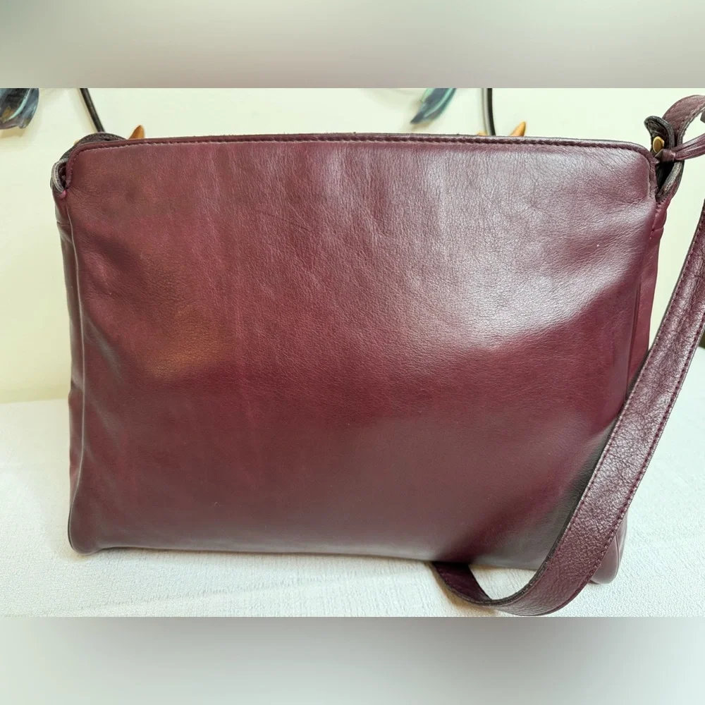 Etienne Aigner Burgundy Leather bag